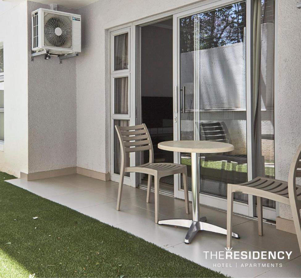 The Residency Hurlingham Johannesburg Esterno foto
