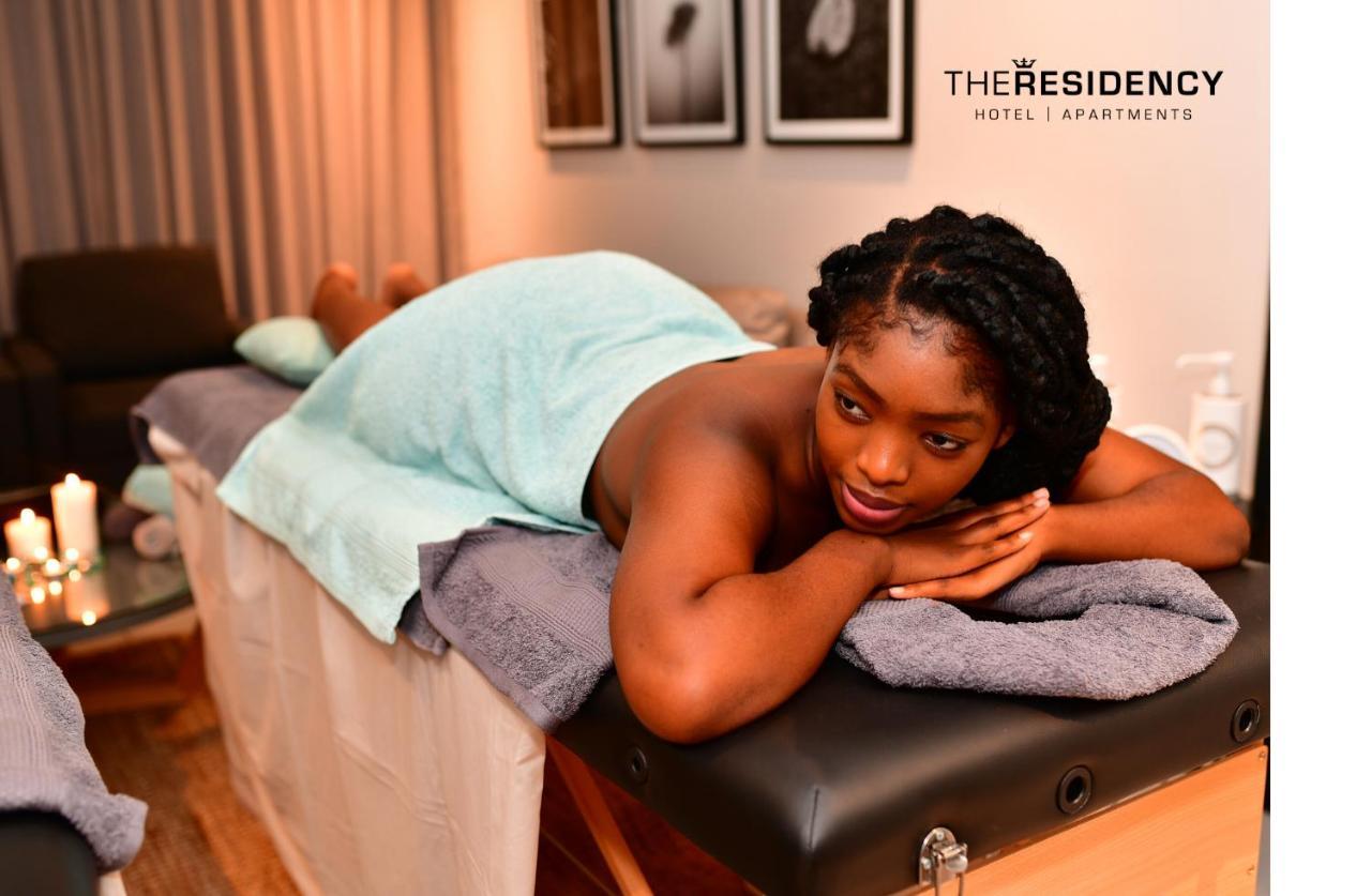 The Residency Hurlingham Johannesburg Esterno foto